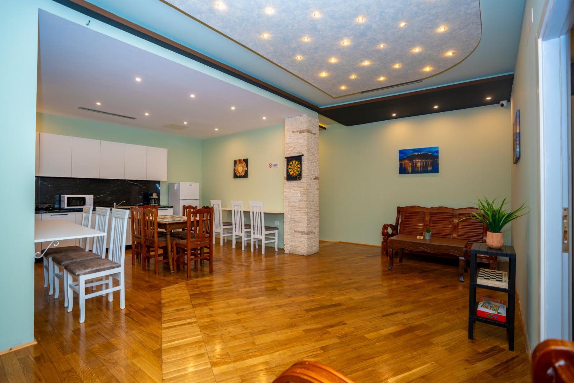 Terrace Hostel & Lounge Bar Shkoder Luaran gambar