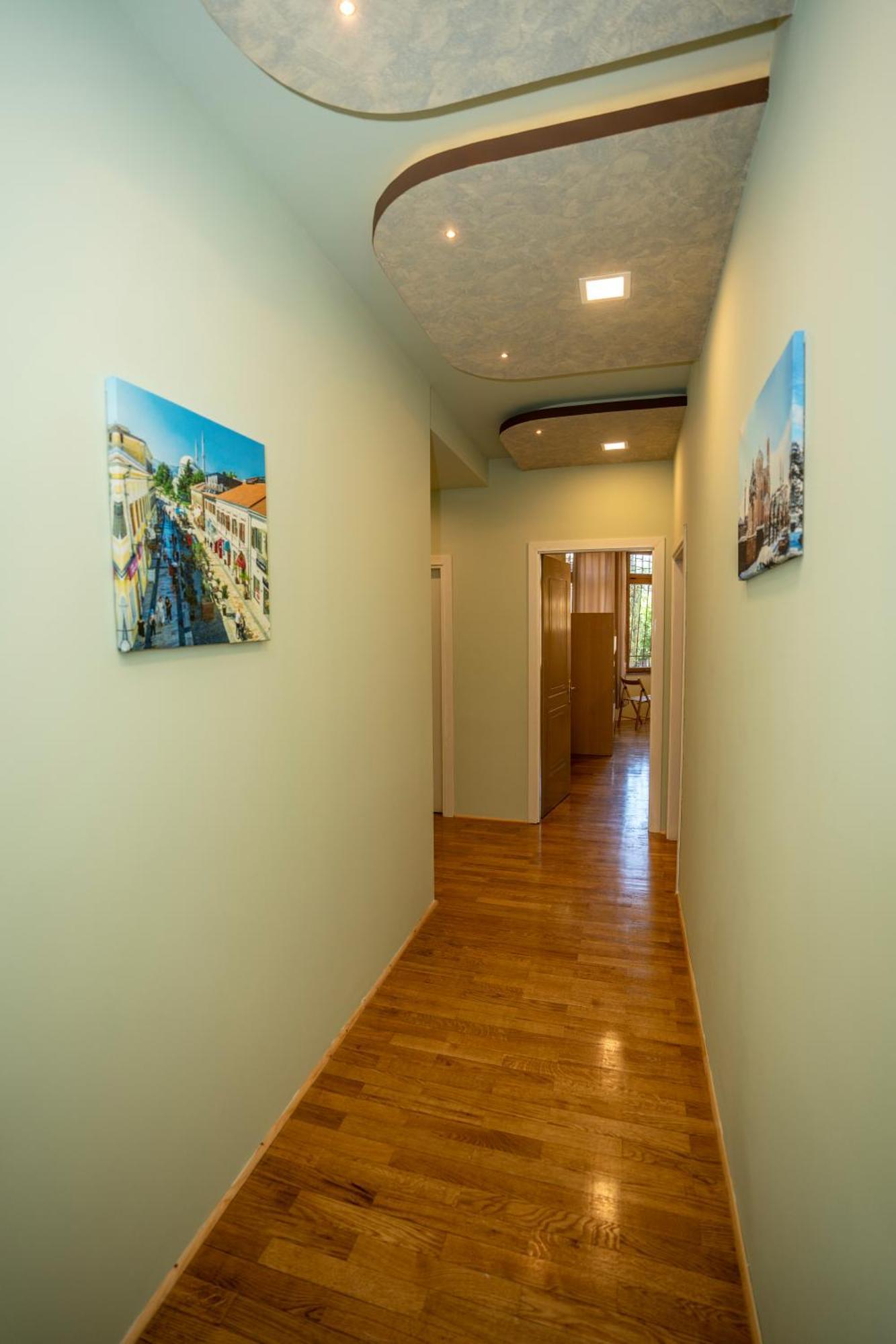 Terrace Hostel & Lounge Bar Shkoder Luaran gambar