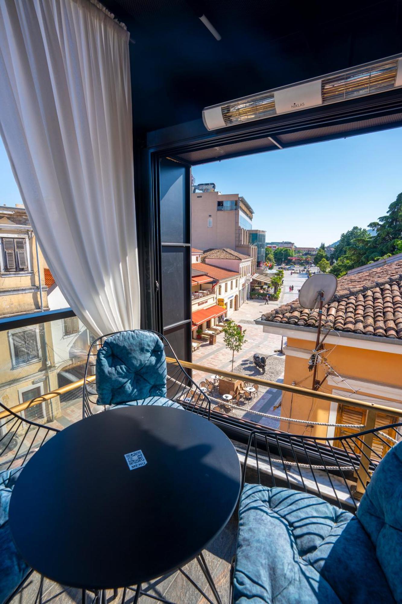 Terrace Hostel & Lounge Bar Shkoder Luaran gambar